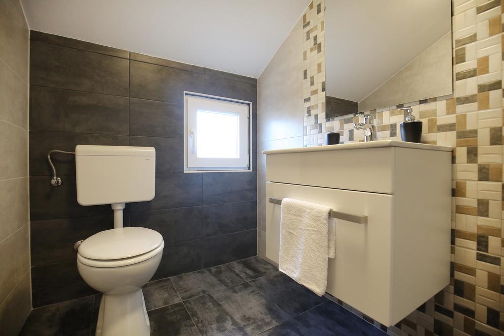 Apartments Nada Sukošan Eksteriør billede